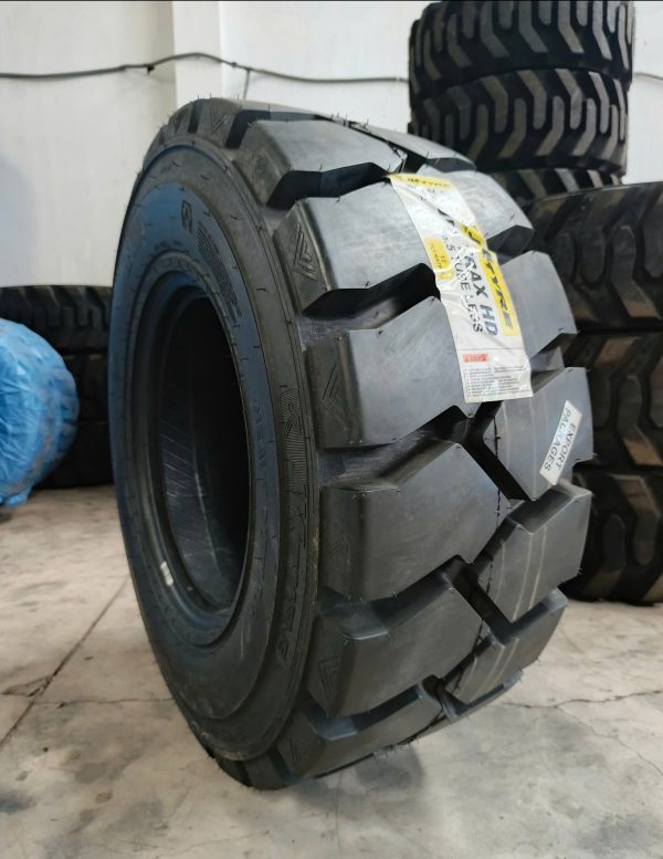 Hình ảnh: Lốp xúc lật - Lốp 12-16.5 JKTYRE