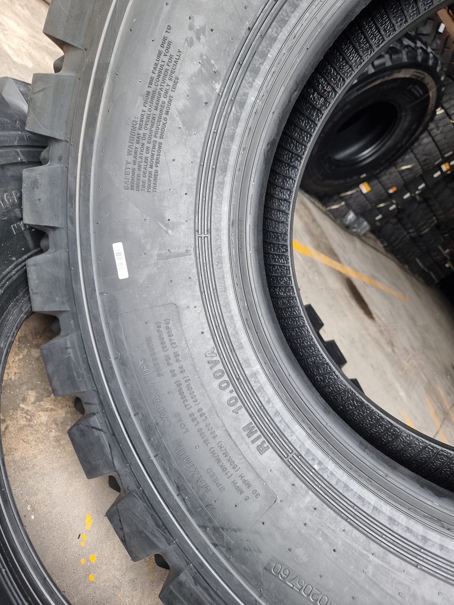 Lốp San Gạt - Lốp 14.00-24 MAXAM