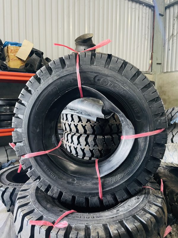 Lốp Xe Nâng - Lốp 7.00-12 DEESTONE