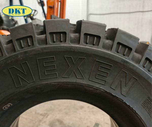 Hình ảnh: Lốp Xe Nâng - Lốp 7.00-12 NEXEN - Lốp đặc