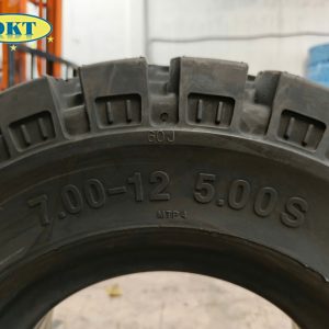 Hình ảnh: Lốp Xe Nâng - Lốp 7.00-12 NEXEN - Lốp đặc