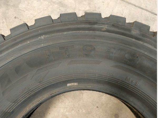 LỐP XE CẨU - LỐP 12.00R24 OLIVER - TRUNG QUỐC
