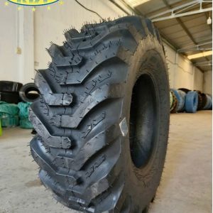 Hình ảnh: Lốp Xúc Lật - Lốp 12.5/70-16 MRF