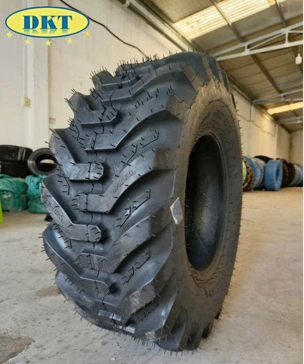 Hình ảnh: Lốp Xúc Lật - Lốp 12.5/70-16 MRF