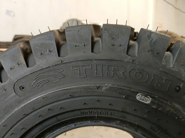 Hình ảnh: Lốp Xe Nâng - Lốp 6.50-10 TIRON