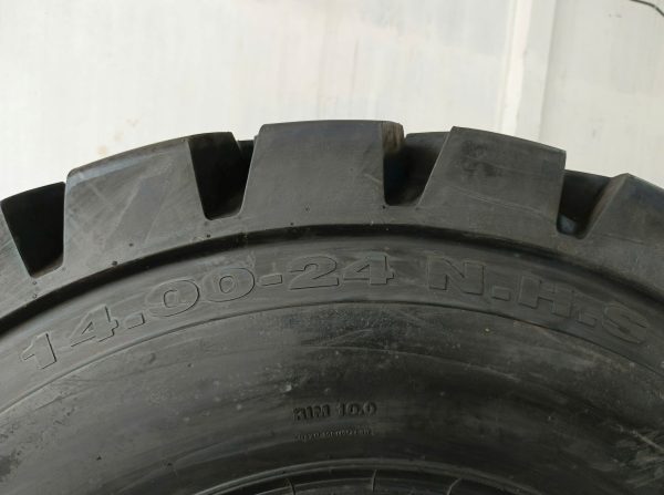 Lốp 14.00-20 MAXAM - Lốp Chạy Mỏ