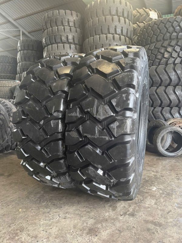 Hình ảnh: Lốp Xúc Lật - Lốp 23.5R25 - Lốp Bố Thép