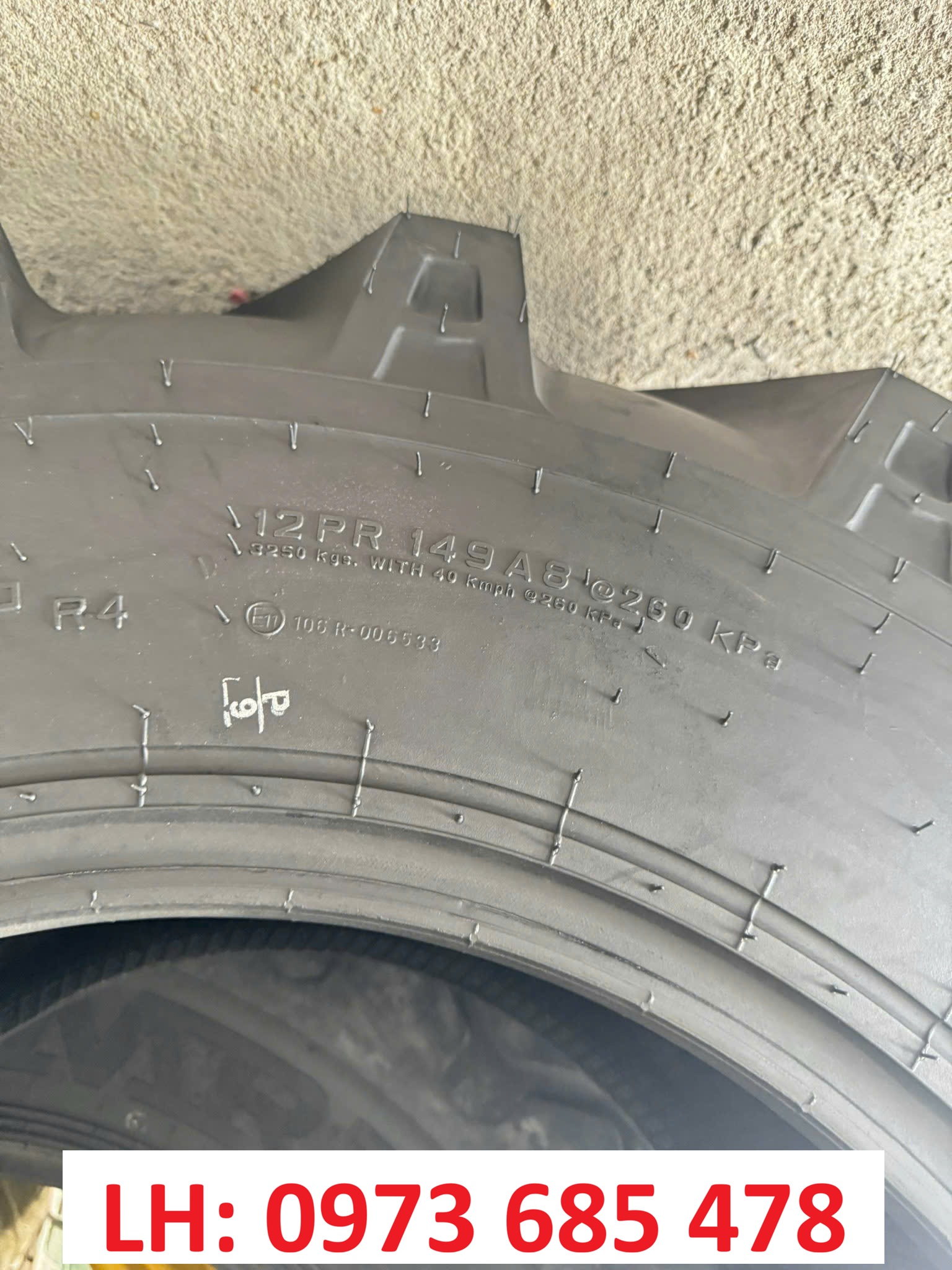 Lốp Xúc Lật 16.9-24 12PR